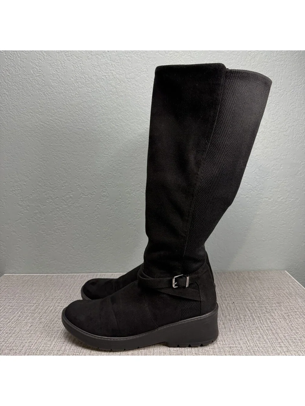 BZees Boots Womens Size 11 Black Bristol High Tall Shaft Black Riding Full Zip